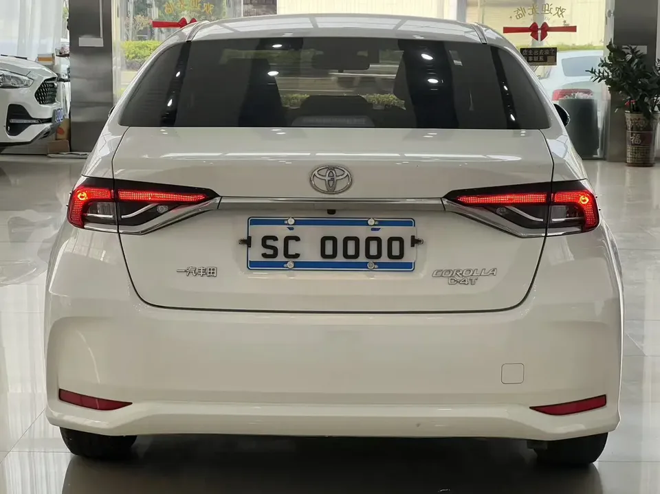 Toyota Corolla Corolla 2021 1.2T S-CVT Pioneer Edition 2023 — миниатюра 4