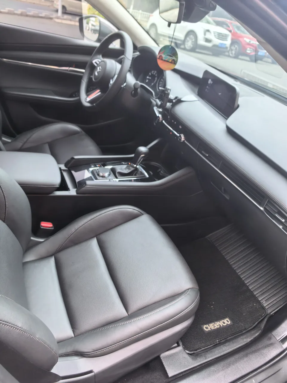 Mazda Axela 2.0L Automatic Premium Edition 2024 — миниатюра 4