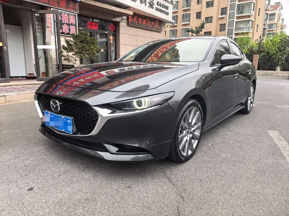 Mazda Axela 2.0L Automatic Premium Edition 2024 — фото 1, купить с доставкой в Москву