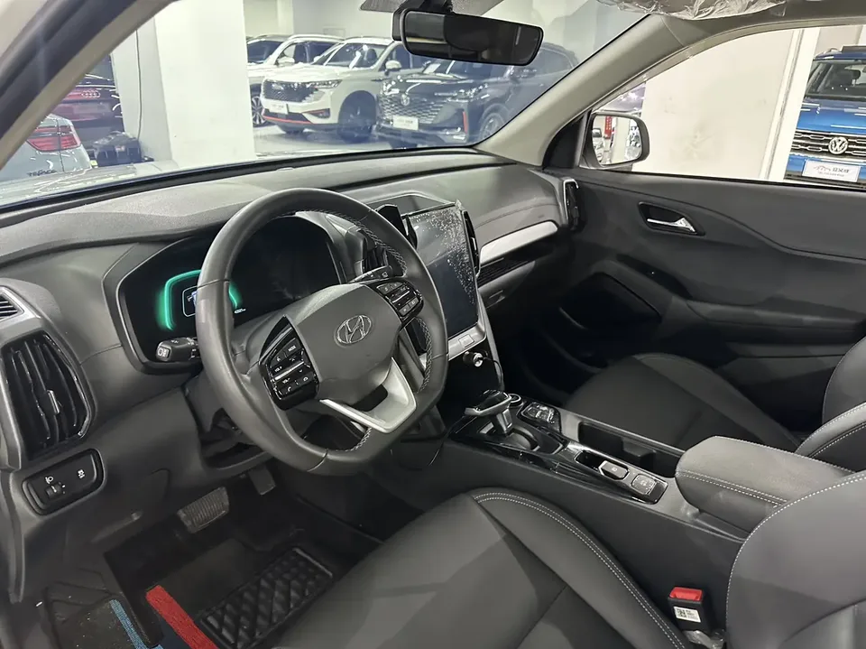 Hyundai ix35 Hyundai ix35 2021 2.0L Automatic 2WD Leading Edition GLS 2023 — миниатюра 5