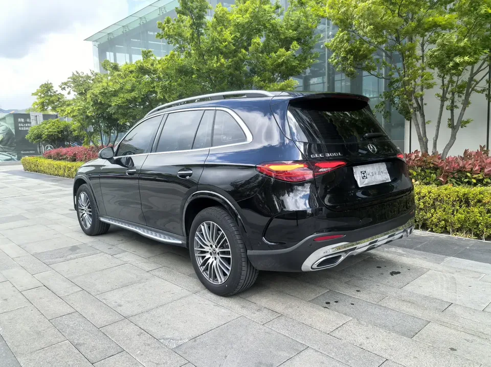 Mercedes-Benz GLC-Class GLC 2023 GLC 300 L 4MATIC dynamic 5-seater 2023 — thumbnail 2