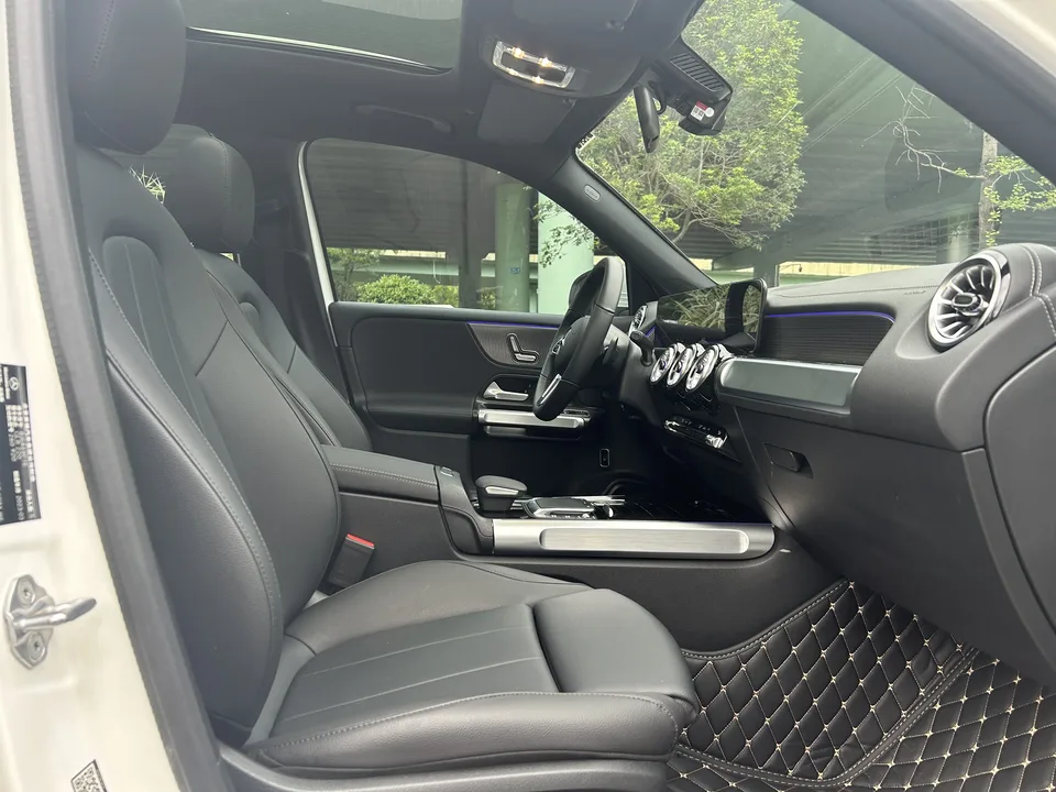 Mercedes-Benz GLB-Class Mercedes-Benz GLB 2023 GLB 220 Dynamic 2023 — миниатюра 5