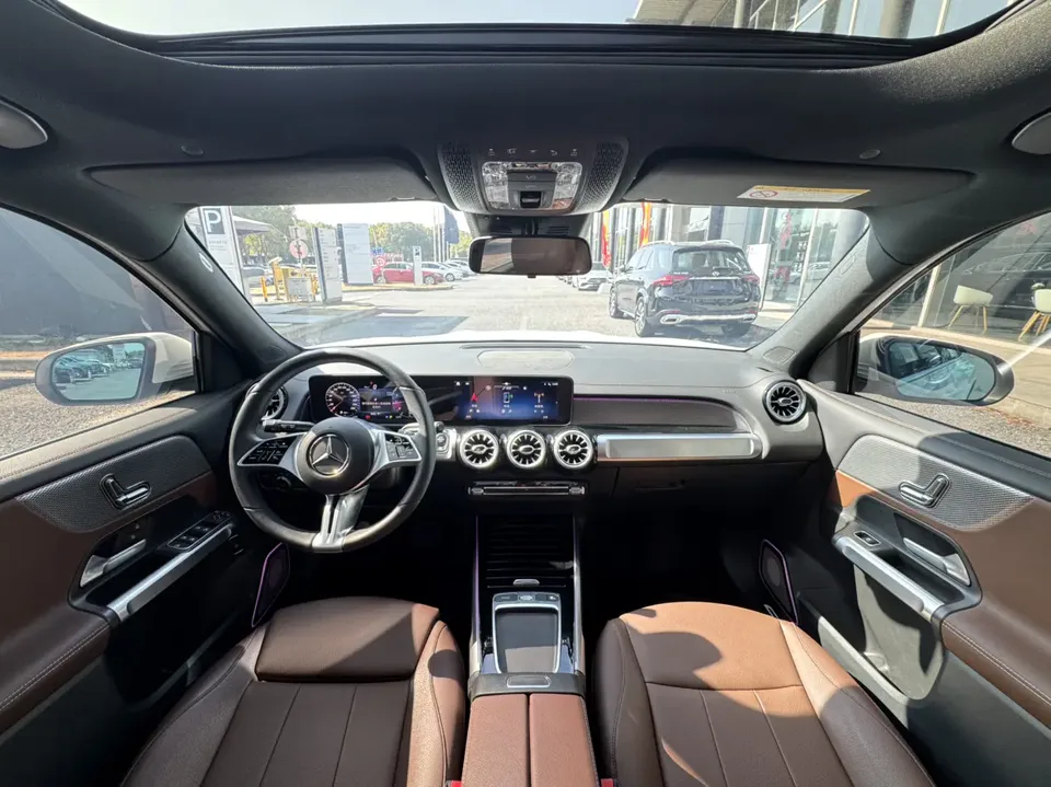 Mercedes-Benz GLB-Class Mercedes-Benz GLB 2024 GLB 200 Dynamic 2024 — миниатюра 3