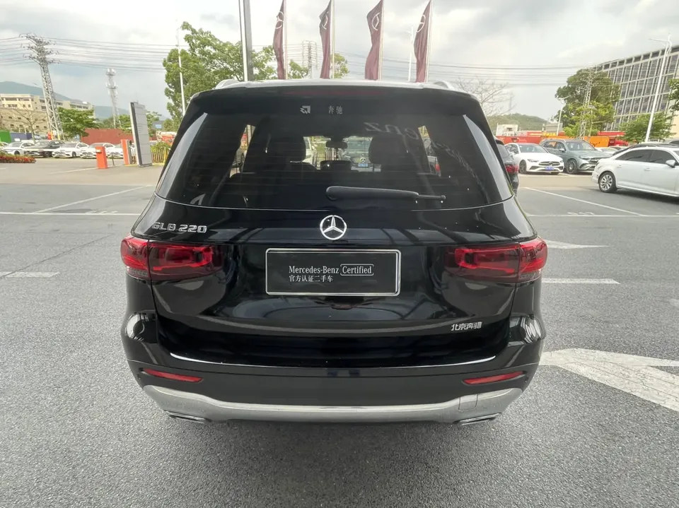 Mercedes-Benz GLB-Class Mercedes-Benz GLB 2023 GLB 220 Dynamic 2023 — thumbnail 2
