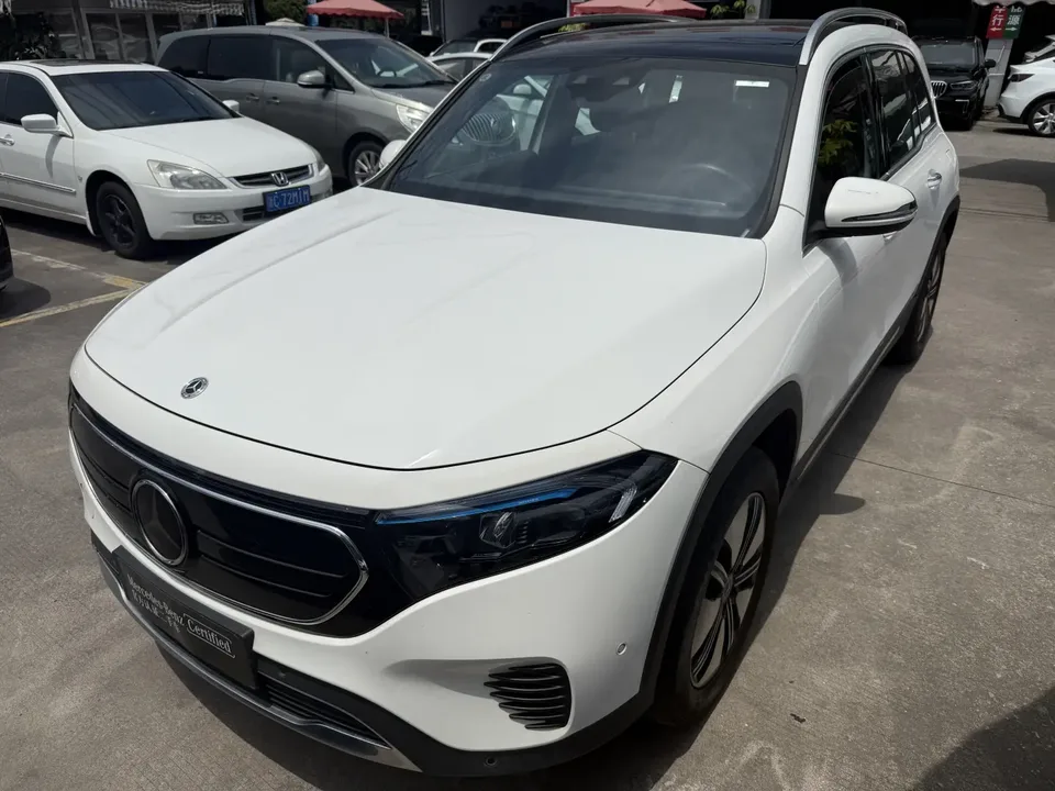 Mercedes-Benz EQB 2024