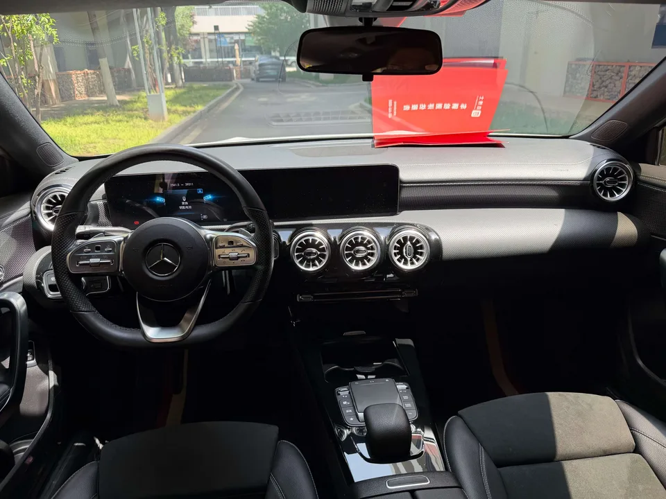 Mercedes-Benz Mercedes Benz A Class Mercedes-Benz A-Class 2023 A 200 L Sports Sedan Fashion Edition 2023 — миниатюра 3
