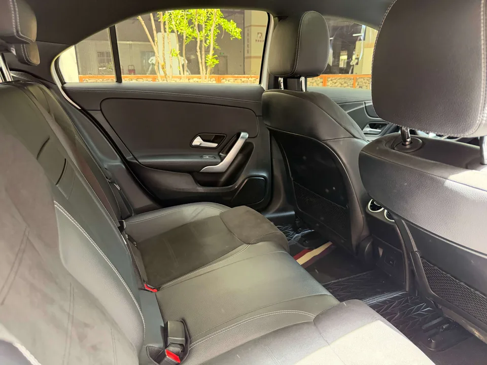 Mercedes-Benz Mercedes Benz A Class Mercedes-Benz A-Class 2023 A 200 L Sports Sedan Fashion Edition 2023 — миниатюра 5
