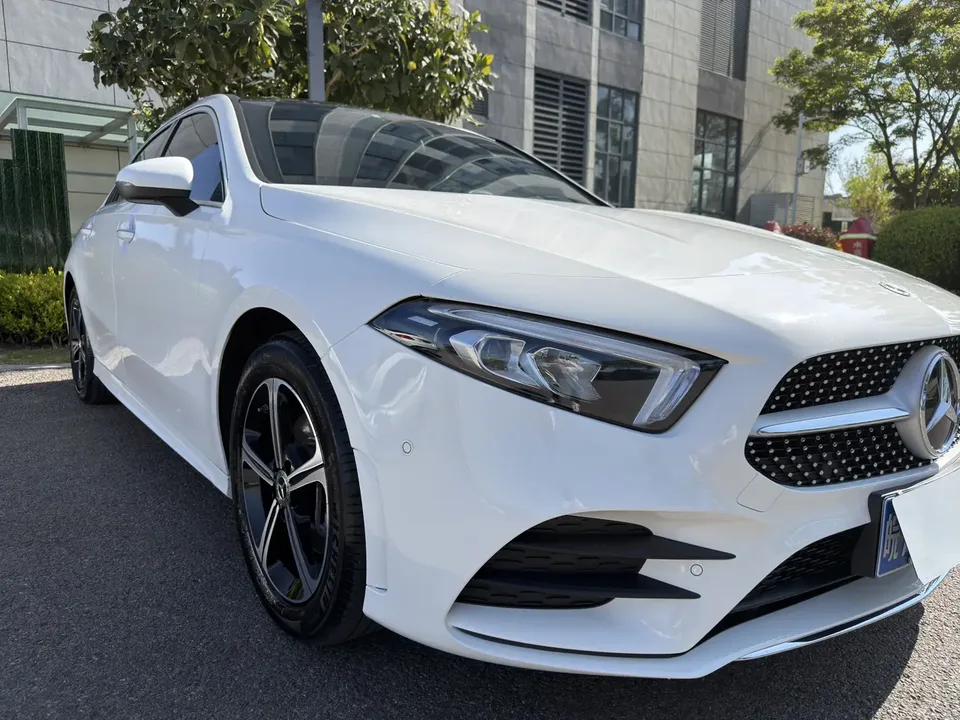 Mercedes-Benz Mercedes Benz A Class Mercedes-Benz A-Class 2022 A 200 L Sports Sedan Fashion Edition 2023 — миниатюра 5