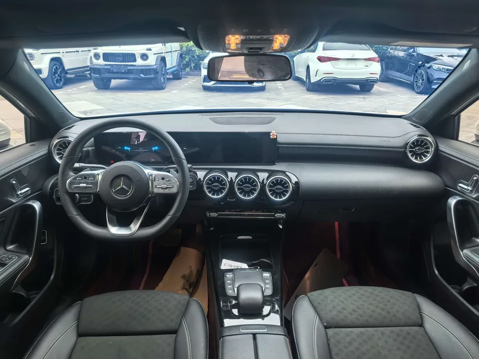 Mercedes-Benz Mercedes Benz A Class Mercedes-Benz A-Class 2023 A 200 L Sports Sedan Fashion Edition 2023 — миниатюра 4
