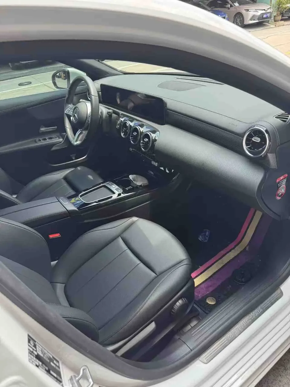 Mercedes-Benz Mercedes Benz A Class Mercedes-Benz A-Class 2023 A 180 L 2024 — миниатюра 5