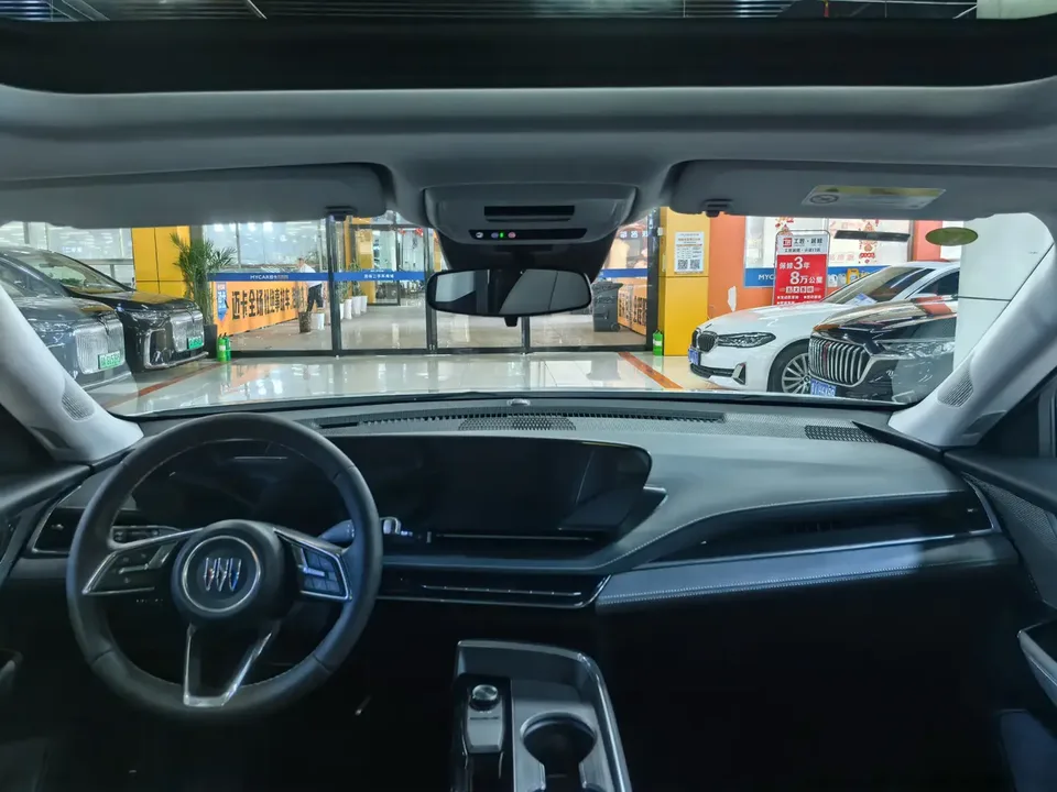 Buick E5 620KM Premium Edition 2025 — миниатюра 3