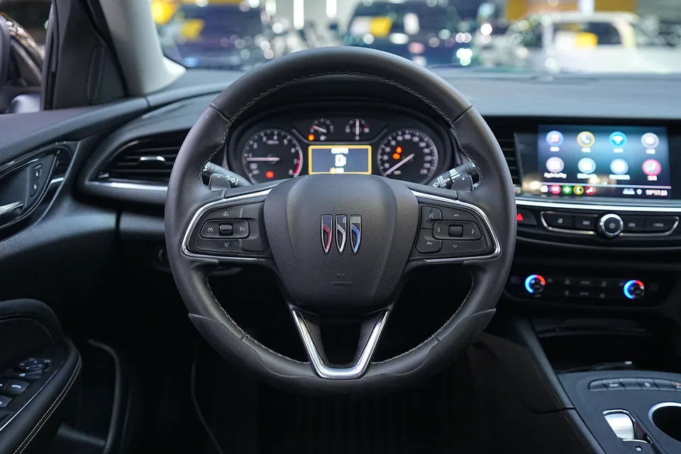 Buick Majesty Majesty 2024 25T Super Edition 2025 — thumbnail 5