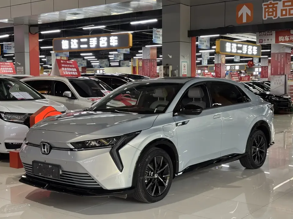 Honda hunting light e:NS2 2024