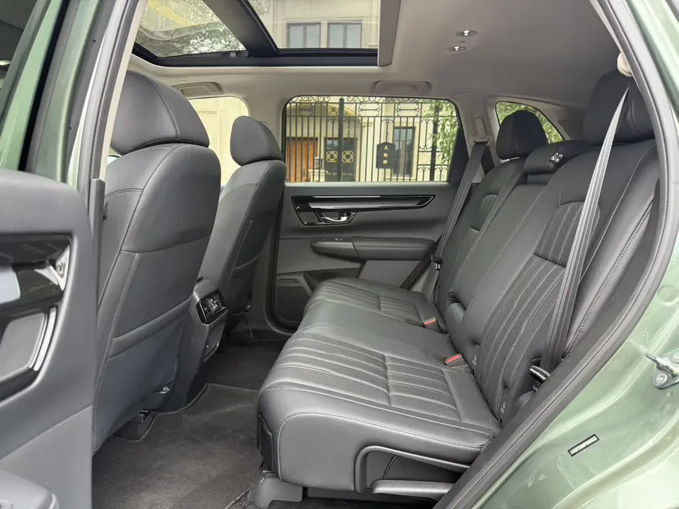 Honda Breeze Haoying 2023 240TURBO CVT 4WD Premium Edition 2023 — миниатюра 3