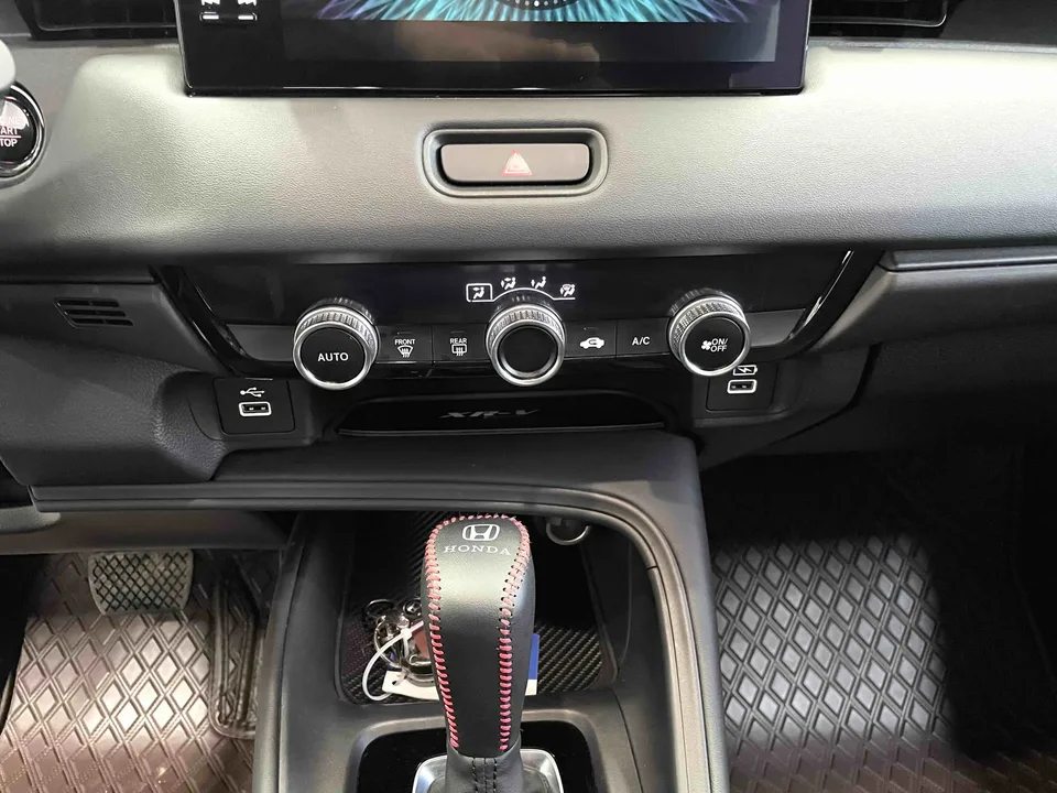 Honda VEZEL 1.5L CVT technology version 2023 — миниатюра 3