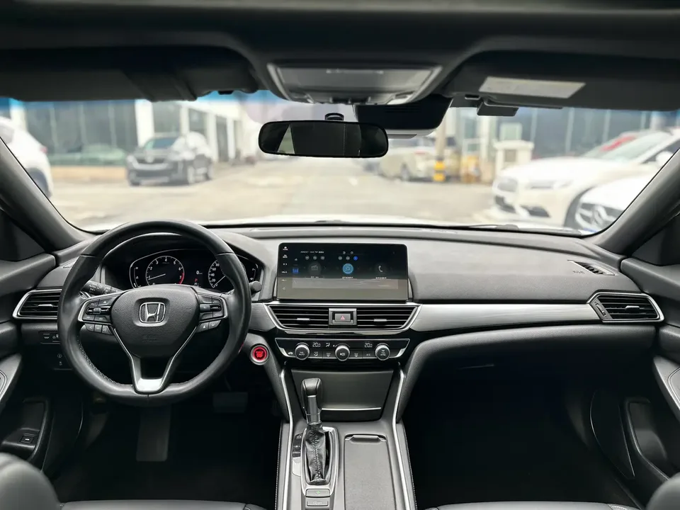 Honda Inspire Inship 2022 260TURBO Exquisite Edition 2022 — миниатюра 3