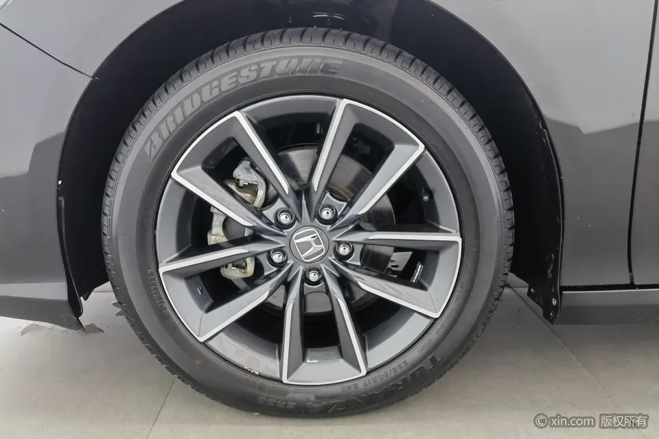 Honda Inspire Inship 2022 260TURBO Exquisite Edition 2023 — миниатюра 2