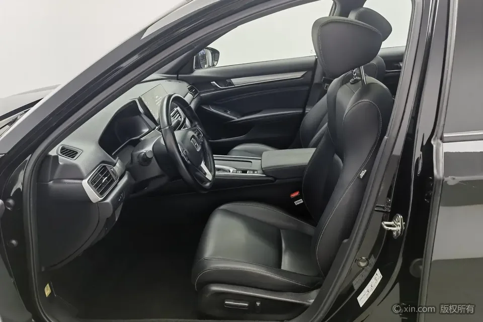 Honda Inspire Inship 2022 260TURBO Exquisite Edition 2023 — миниатюра 4