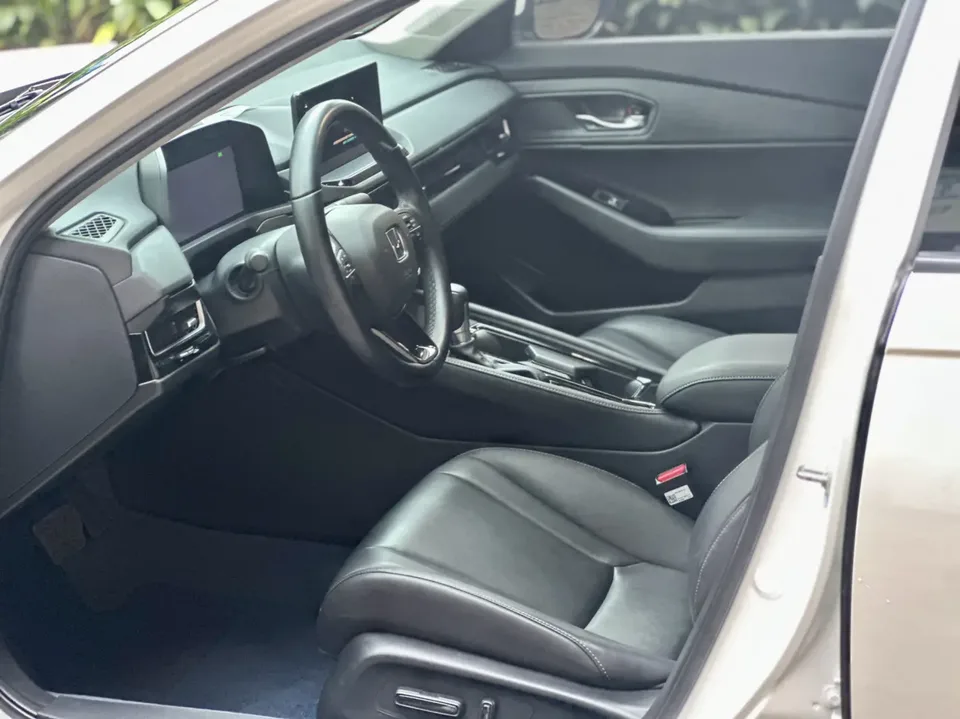 Honda Inspire 260TURBO Exquisite Edition 2024 — миниатюра 5