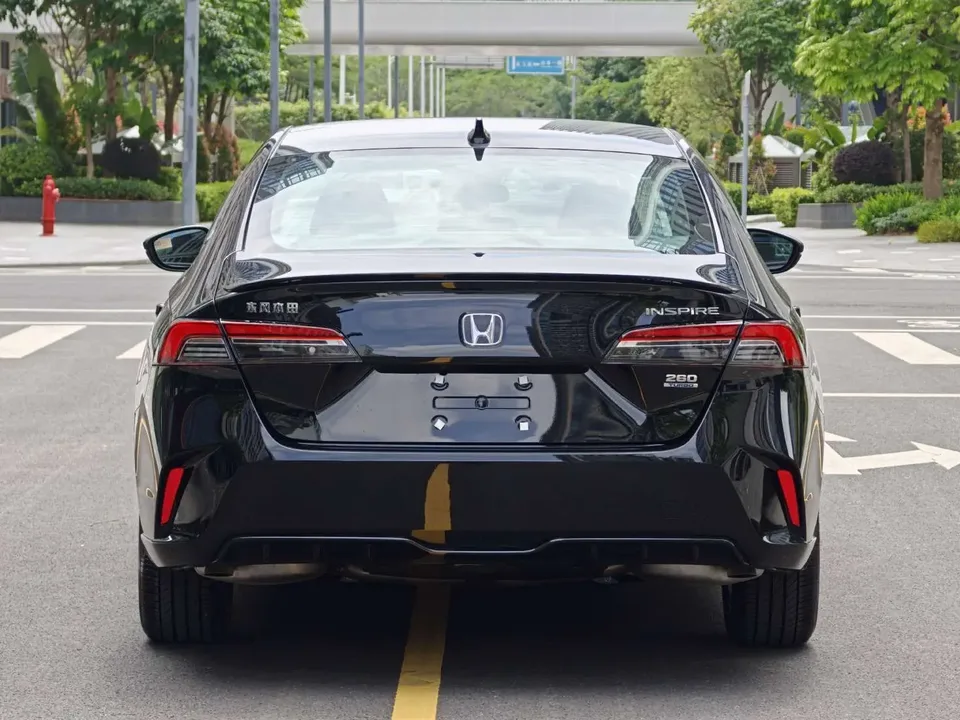 Honda Inspire Insignia 2025 260TURBO Elite Edition 2026 — миниатюра 2