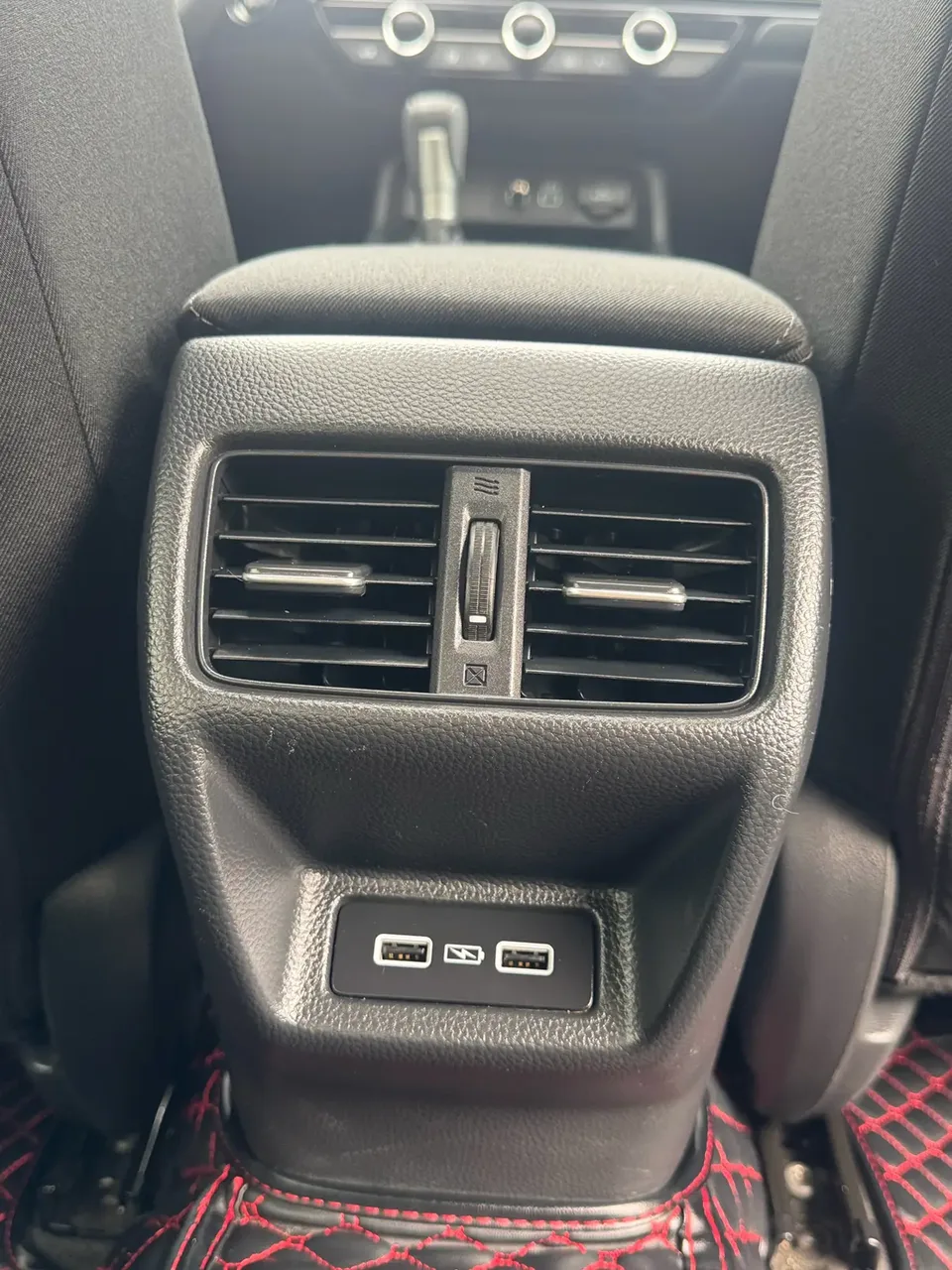 Honda Integra 240TURBO CVT Leading Edition 2023 — миниатюра 3