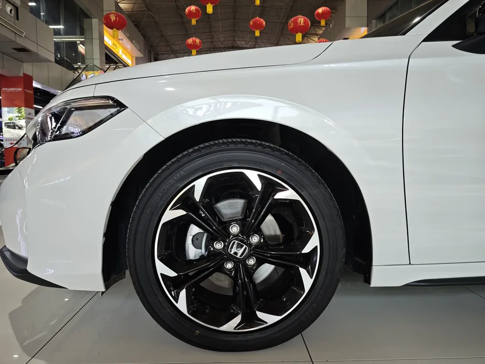 Honda CIVIC 240TURBO CVT Zhiqu Pro 2025 — миниатюра 3