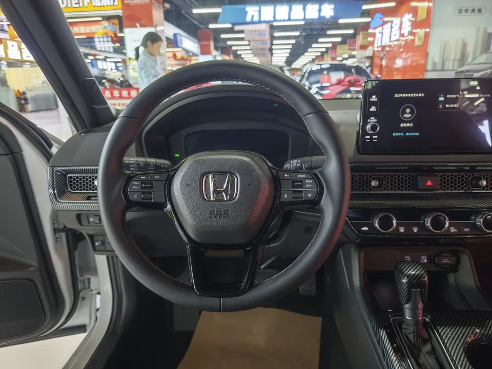 Honda CIVIC 240TURBO CVT Zhiqu Pro 2025 — миниатюра 4
