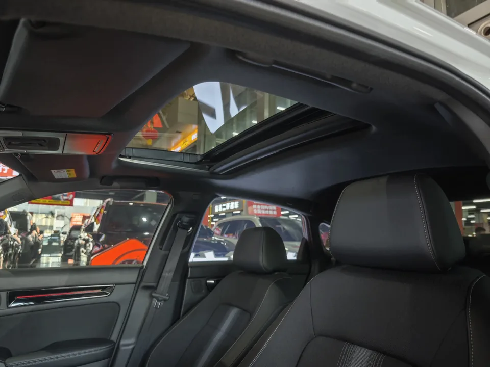 Honda CIVIC 240TURBO CVT Zhiqu Pro 2025 — миниатюра 5