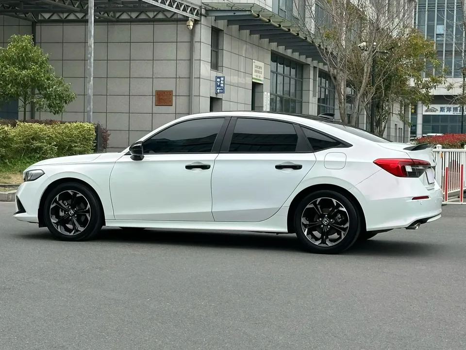 Honda CIVIC 2022 Civic 240TURBO CVT Ignition Edition 2023 — миниатюра 4
