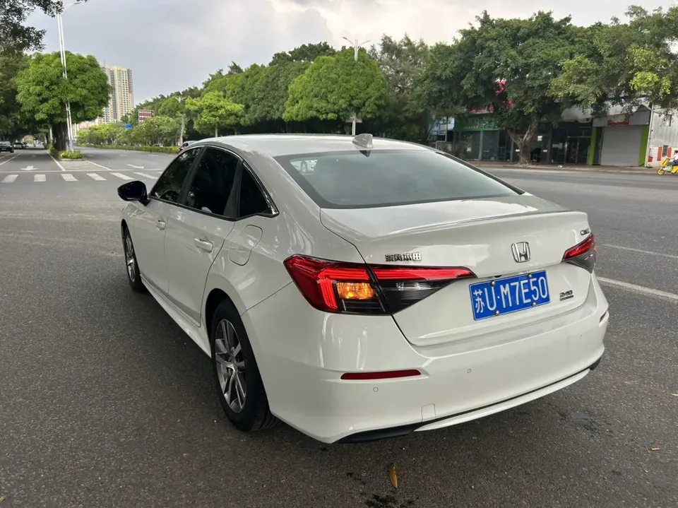 Honda CIVIC 2022 Civic 240TURBO CVT Ignition Edition 2023 — миниатюра 4