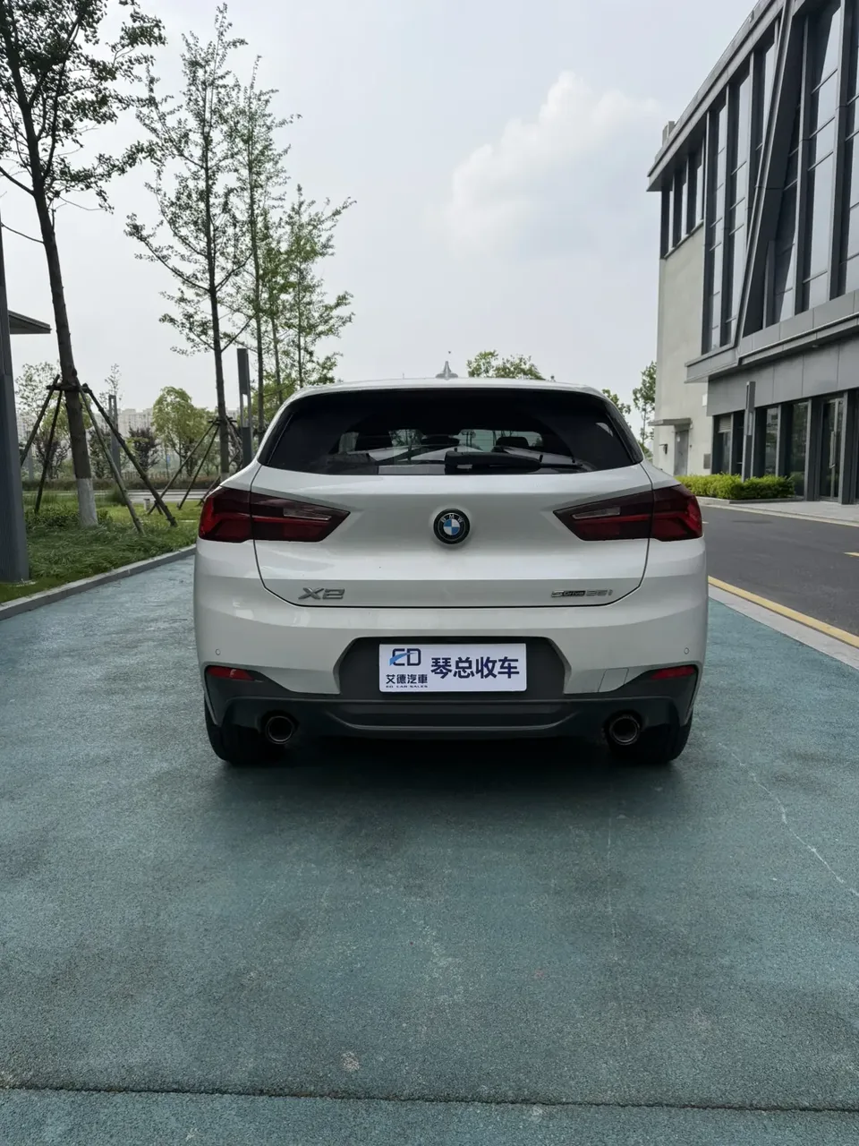 BMW X2 BMW X2 2023 sDrive25i M Sport Night Edition 2023 — миниатюра 2