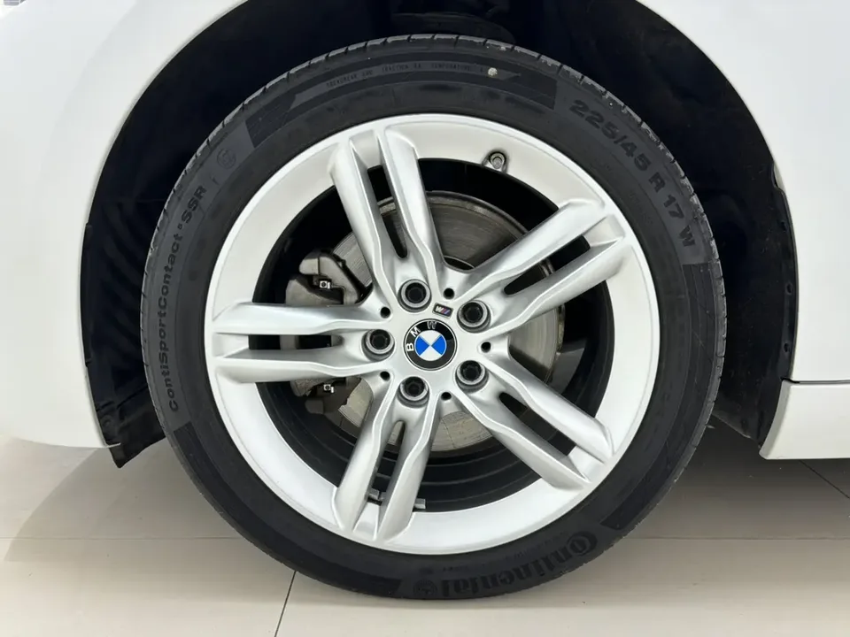 BMW 1 Series BMW 1 Series 2023 120i M Sport Night Edition 2023 — миниатюра 4
