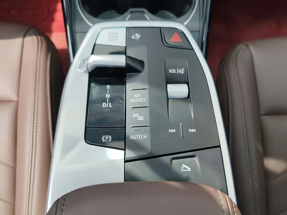 BMW X1 BMW X1 2025 sDrive25Li X Design Package 2025 — thumbnail 4