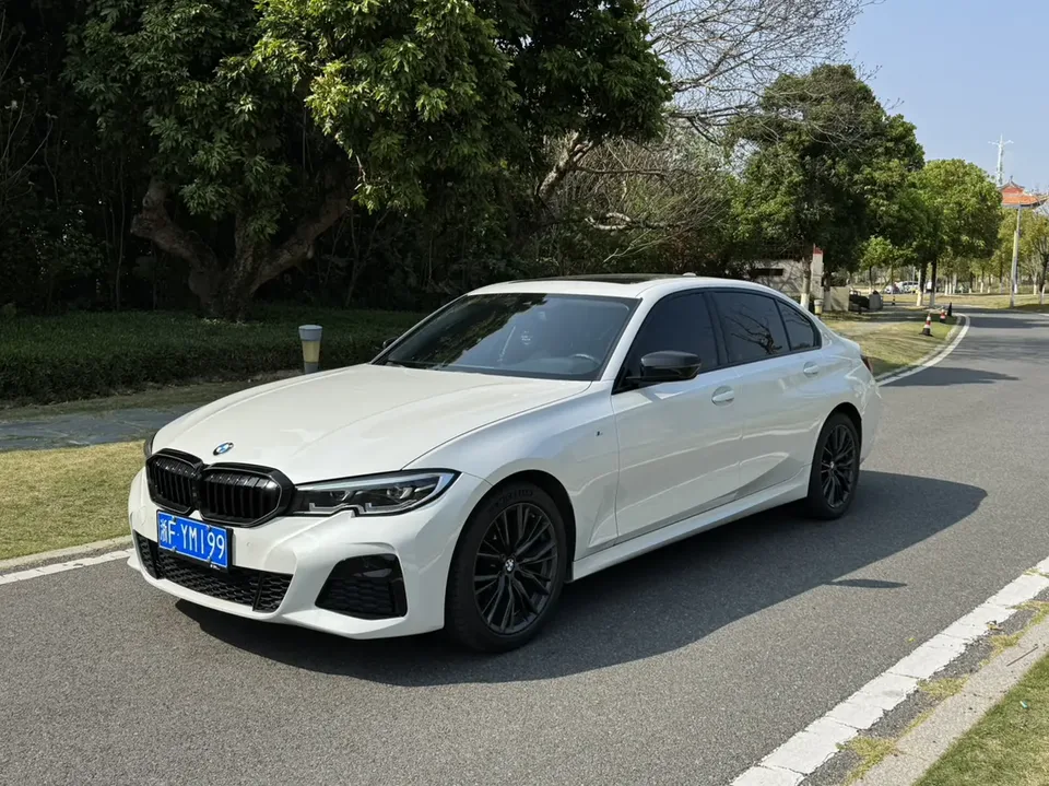 BMW 3 Series 2022