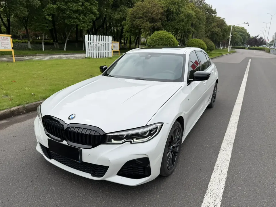 BMW 3 Series 2022