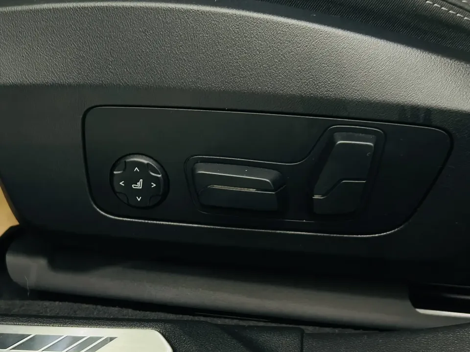 BMW 2 Series 2 Series 2025 225L M Sports Package 2025 — thumbnail 3