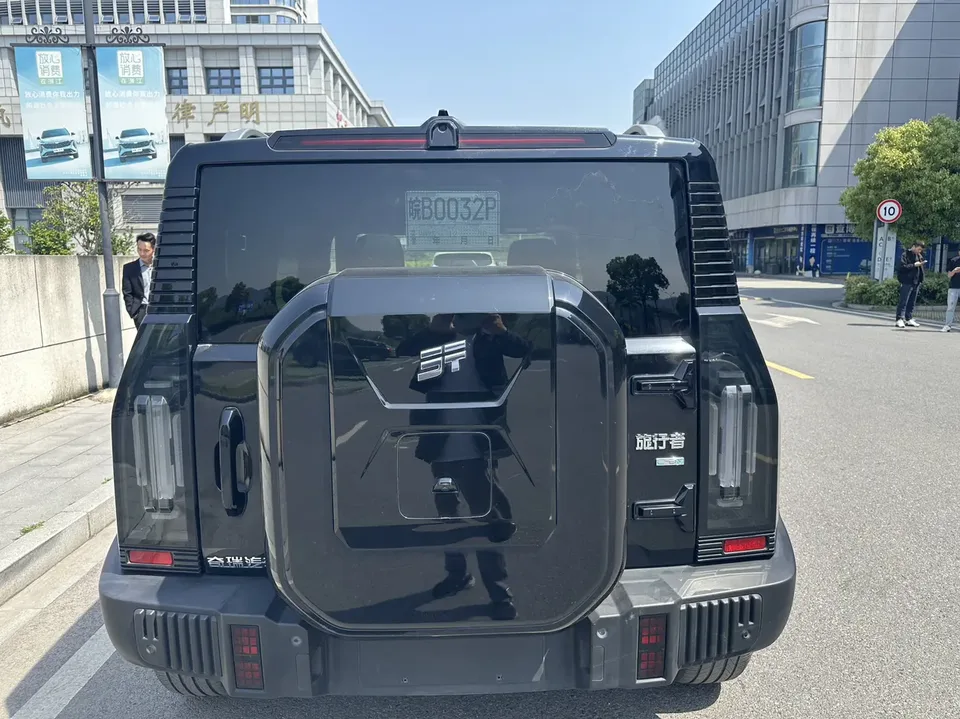 Jietu Shanhai Jetour Traveler C-DM 1.5TD DHT 208km 2WD Mountain Edition 2024 — миниатюра 2