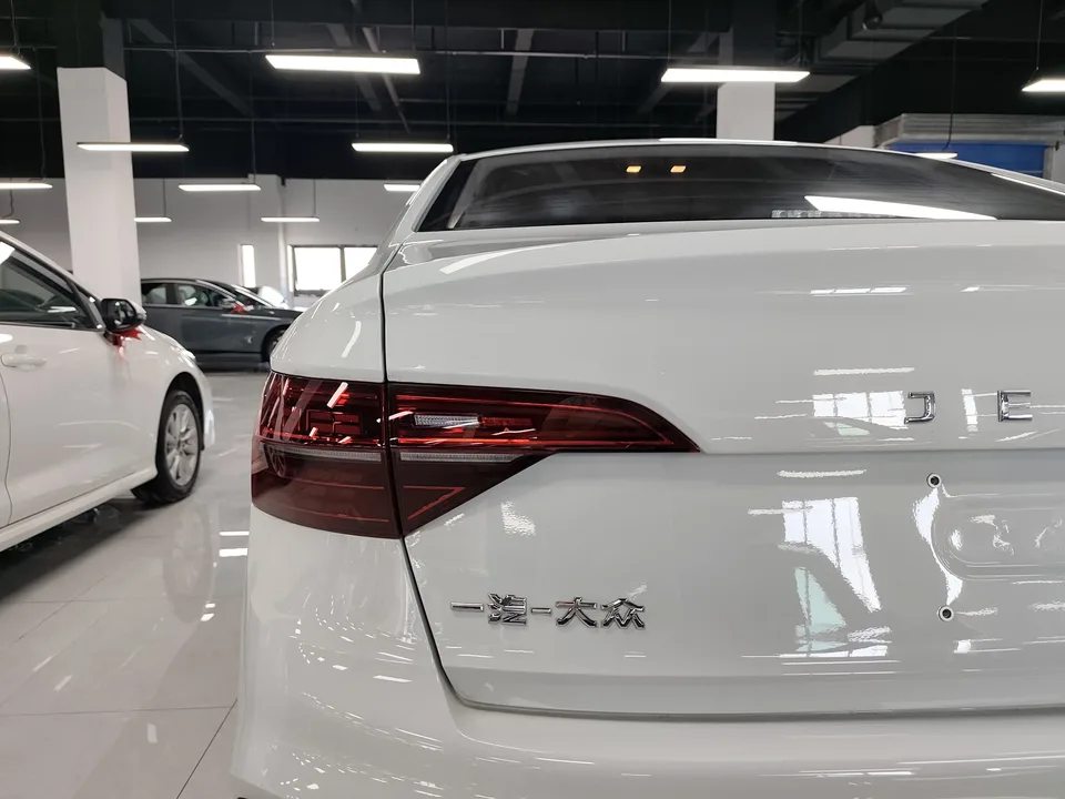 Jetta VA7 1.4T Persuasion Edition 2026 — миниатюра 3
