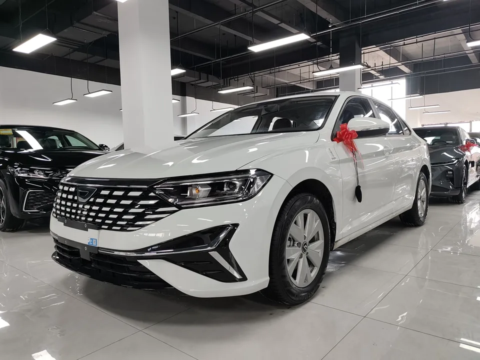 Jetta VA7 1.4T Persuasion Edition 2026 — фото 1, купить с доставкой в Москву