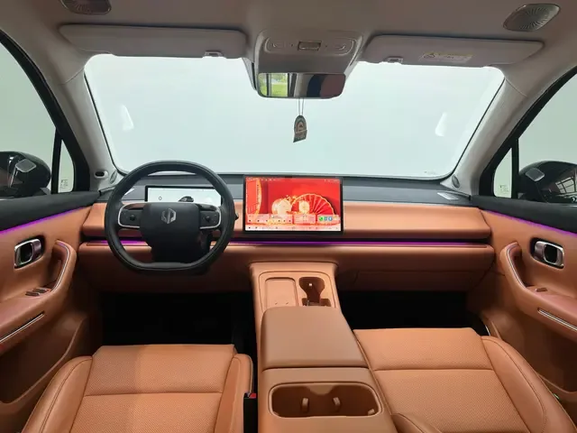 Leapmotor C16 Extended Range 200 Premium Edition 2025 — миниатюра 3