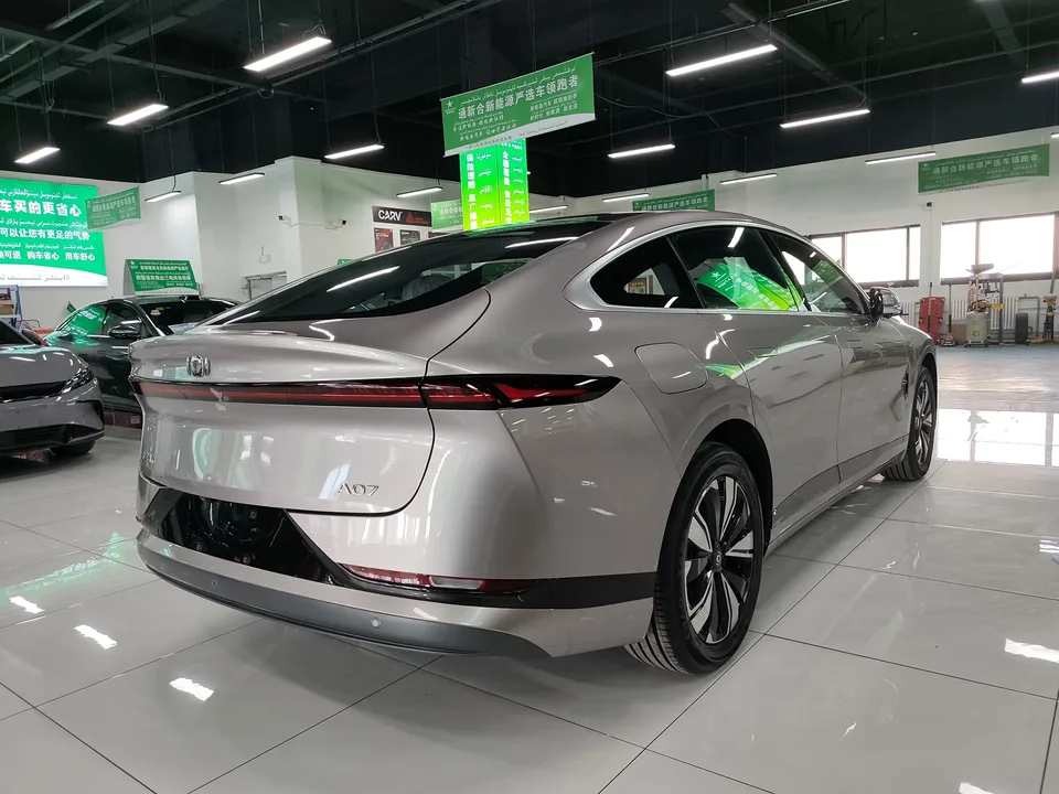 Changan Qiyuan A07 Blue Whale Extended Range 140 Elite Edition 2026 — миниатюра 2