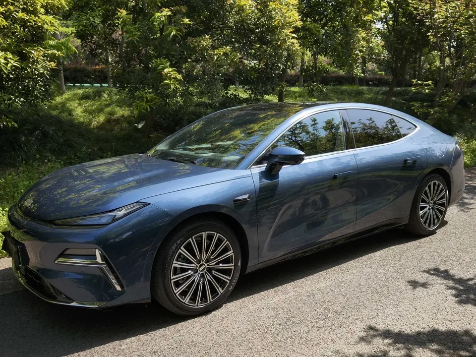 Geely Galaxy Star 8 PHEV 2025