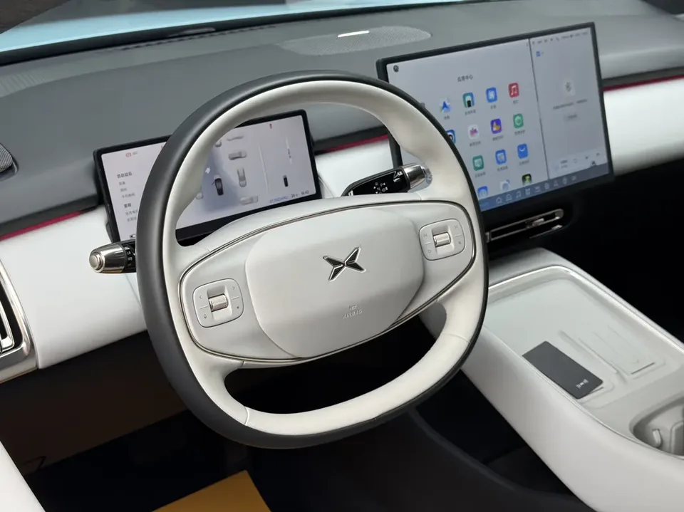 XPeng P7+ long-range Max 2025 — миниатюра 4