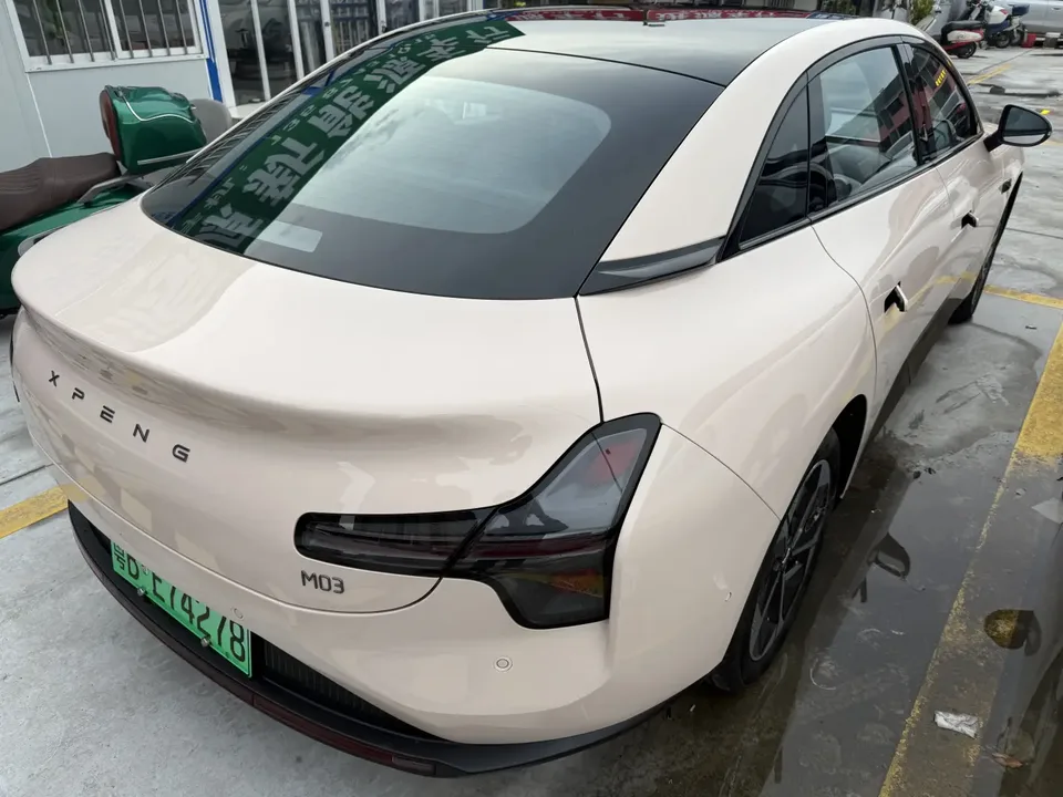 XPeng Xiaopeng MONA M03 620 Ultra-long-range Plus Edition 2026 — миниатюра 2