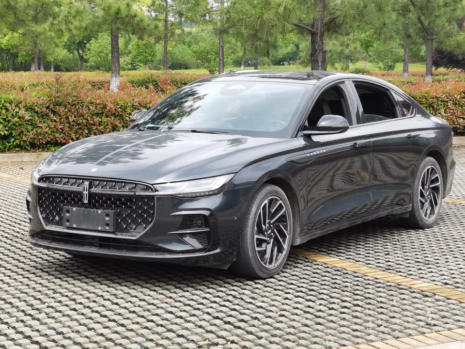 Lincoln Z 2023