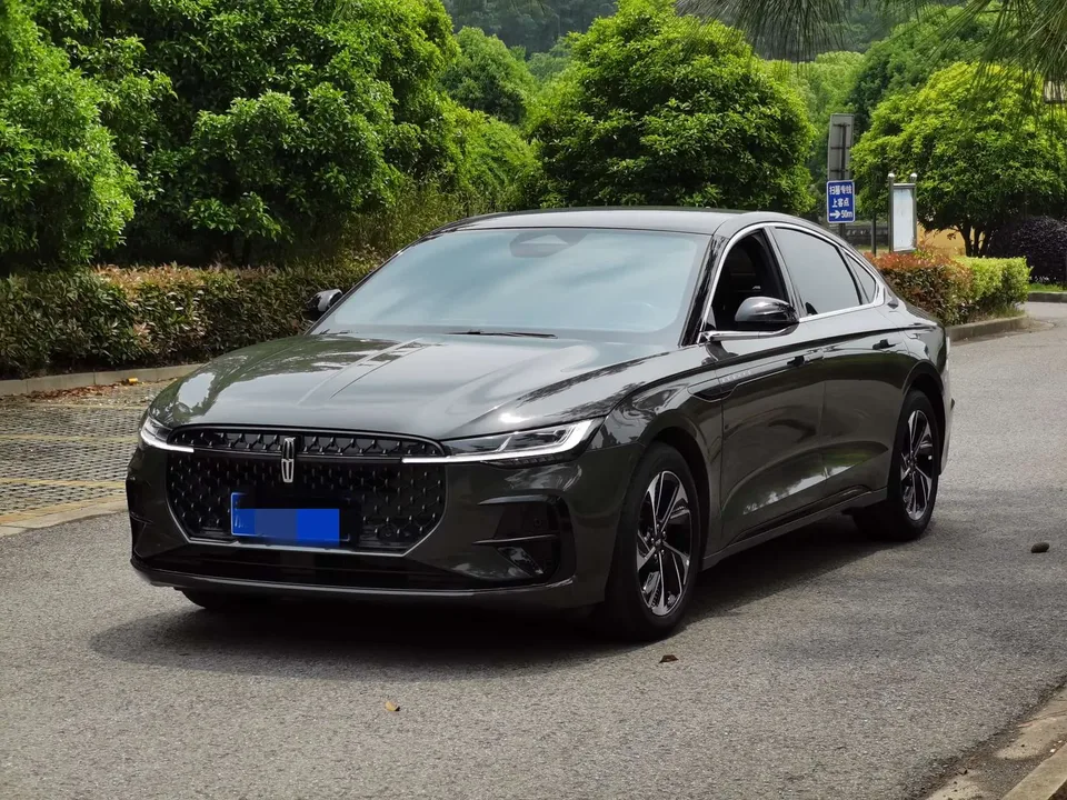 Lincoln Z 2023