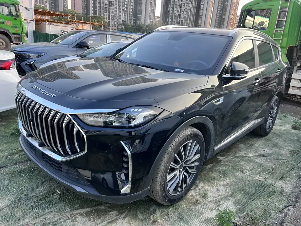 Jetour Jietu X70 PLUS Jietu X70 PLUS 2024 Champion Edition 1.5T DCT Champion MAX 5 Seaters 2024 — photo 1, buy with delivery to Moscow