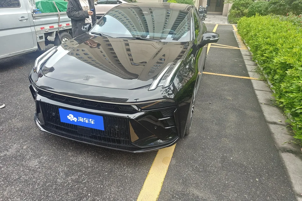 Lynk & Co 03 2023