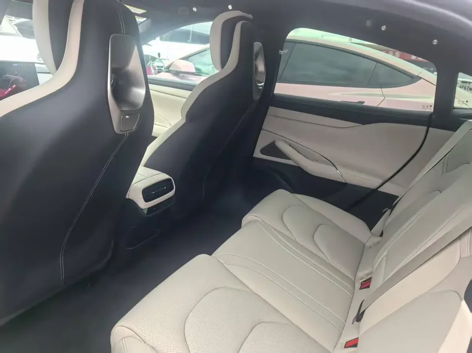 Xiaomi car Xiaomi SU7 Xiaomi SU7 2024 Four-wheel drive long-range Max version 2025 — миниатюра 4