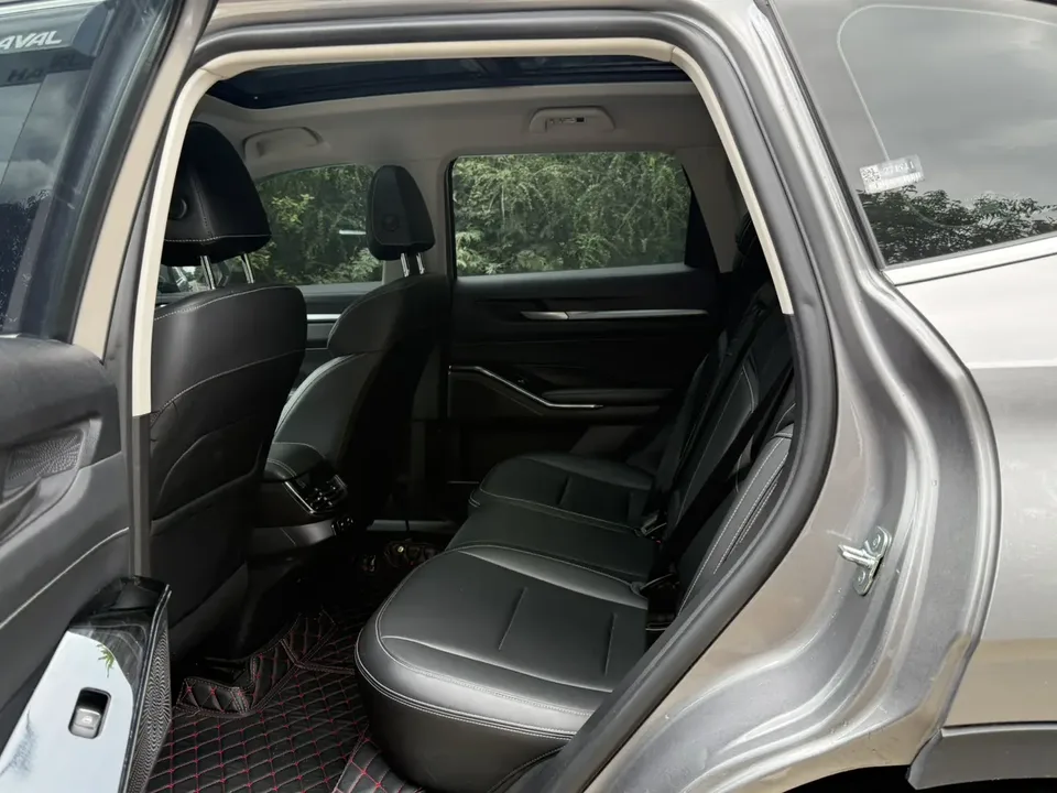 Haval H6 third generation 2.0T automatic two-wheel drive Max version 2022 — миниатюра 5